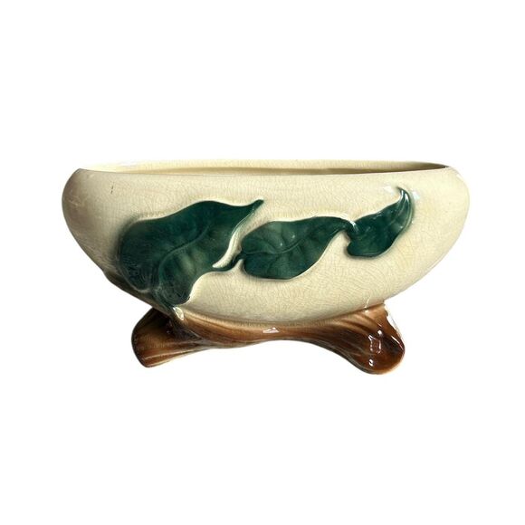 Vintage Royal Copley Footed Cream Oval Planter Vase with Green Leaves - Picture 1 of 6